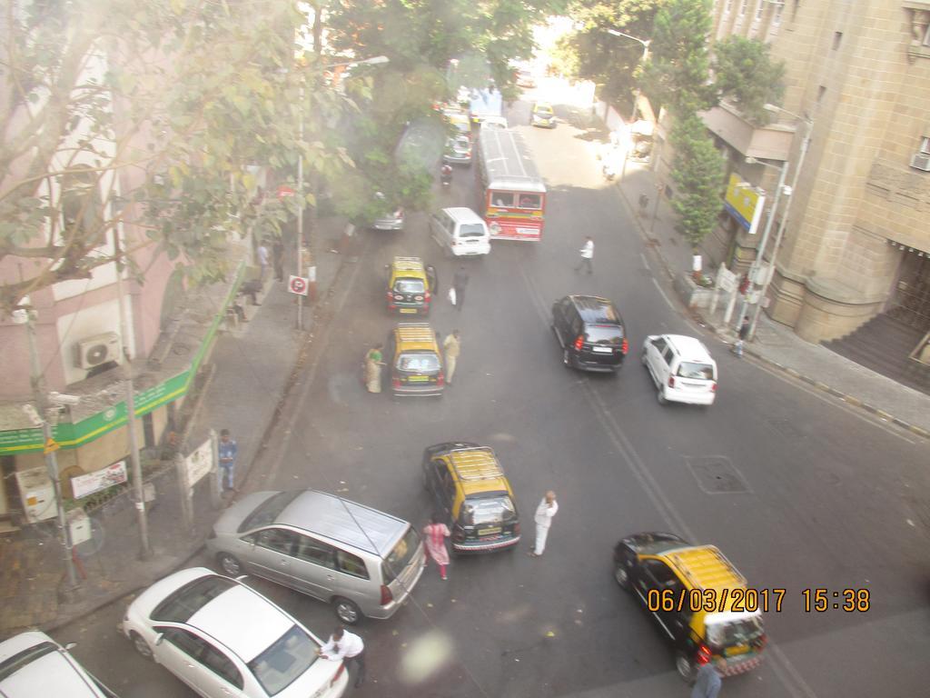 Hotel Sapna Mumbai  Buitenkant foto