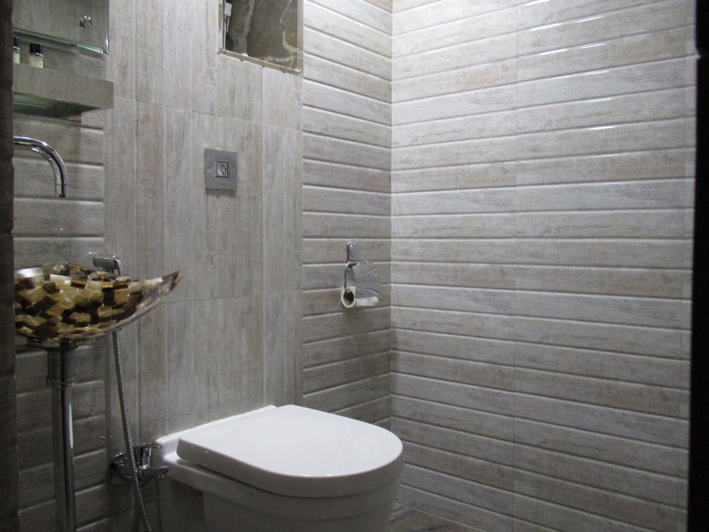 Hotel Sapna Mumbai  Buitenkant foto